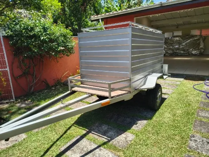 CARRETINHA BAU BANDEIRANTES