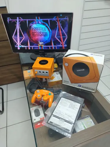 Nintendo GameCube Laranja serial batendo 