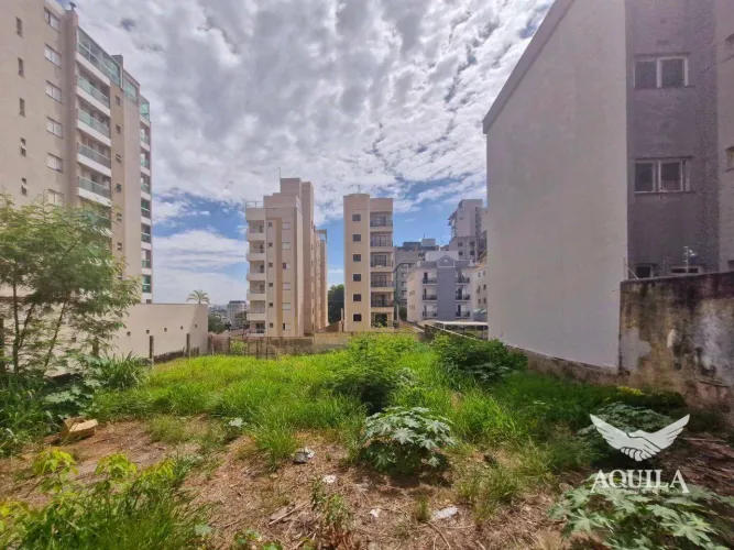 TERRENO COMERCIAL COM 560 m² NO PARQUE CAMPOLIM - SOROCABA