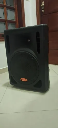 Caixa Passiva Donner 200w 12 polegadas pouco uso