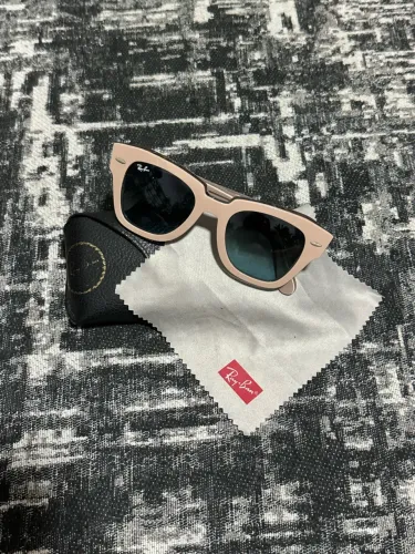 Ray-Ban State Street