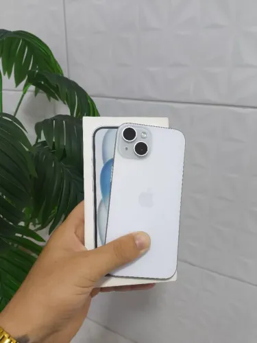 iPhone 15