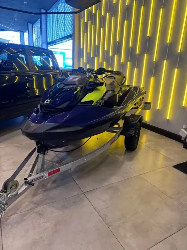 Sea-Doo RXP-X 300
