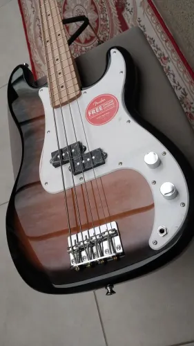 Contrabaixo Squier Sonic Pbass zero