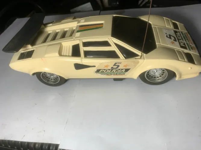 carrinho de brinquedo modelo Lamborghini Countach, Spectro, fabrica brasileira Mimo
