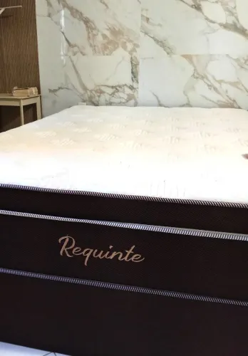 Cama Box semi nova