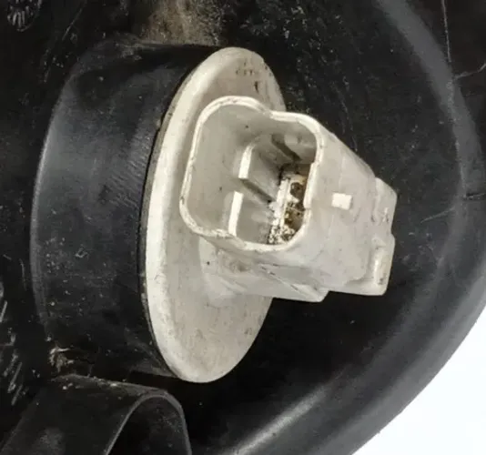 Farol Direito Xsara Picasso 2000 - 2005 / Detalhe Direito/passageiro