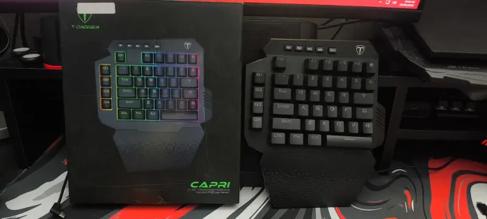 Teclado Mecânico One Hand T-Dagger Capri