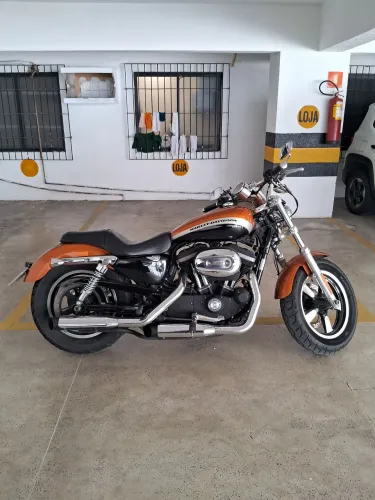 Vendo Harley Davidson XL 1200 CA. Ótimo estado!!!
