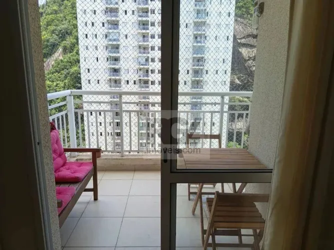 Apartamento com 2 dormitórios à venda, 64 m² por R$ 810.000,00 - Marapé - Santos/SP