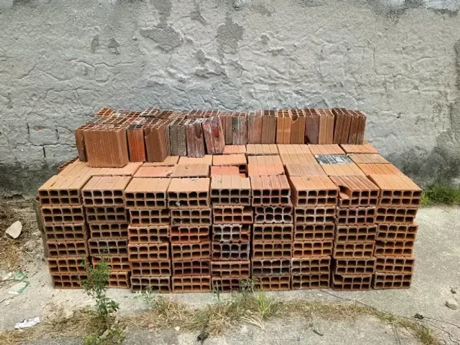 Tijolos para construção e reforma (Pra vender logo)