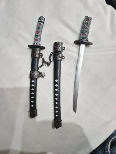 Par de Mini Espadas Katana Decorativas - 22cm Inox