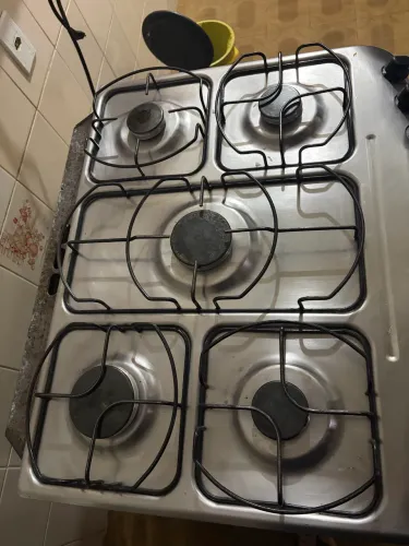 Fogão usado com dois fornos