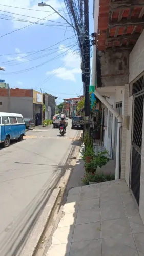 Próx A Rodoviária|CASA| 2 Q com Suíte| Projetado| Garagem