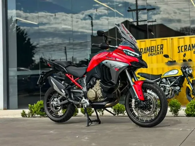 Ducati Multistrada V4S