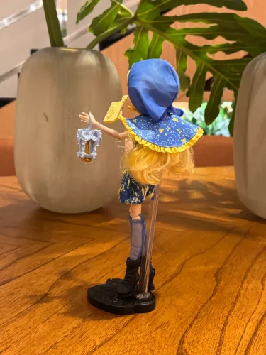 Ever After High Blondie Lockes Bosque Encantado