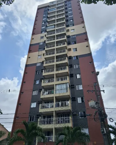 Apartamento com 3 quartos, sendo 2 suítes 132m² no Umarizal.