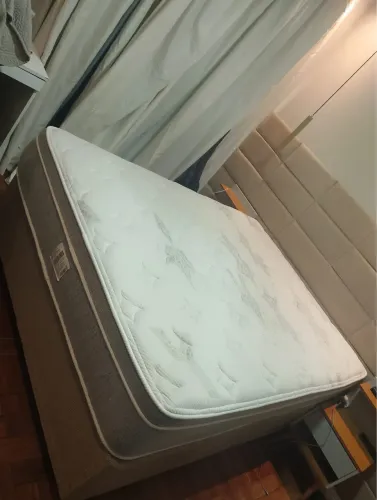 Colchão de casal 