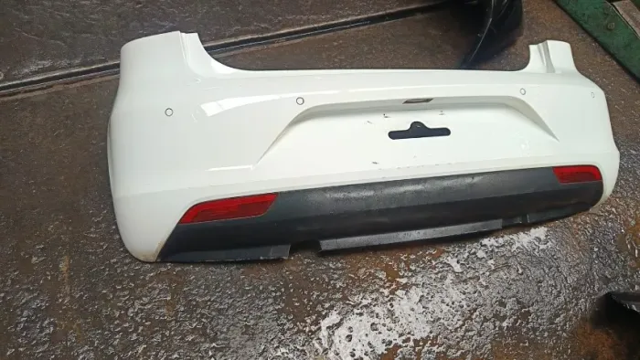 Para choque traseiro Fox G3 2014 a 2022 original seminovo 