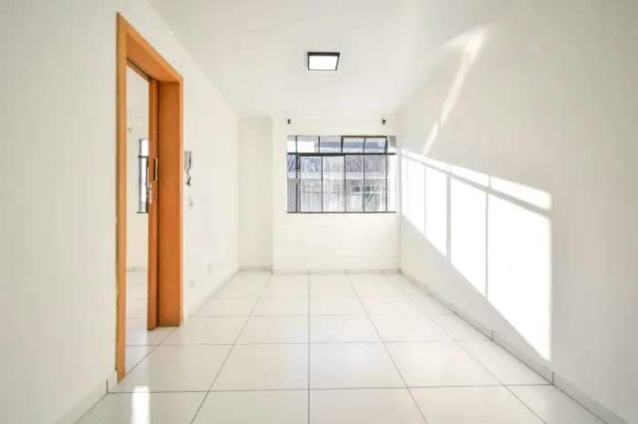 OPORTUNIDADE! Apartamento no Alto Boqueirão, com 2 quartos no Conjunto Residencial Jardim