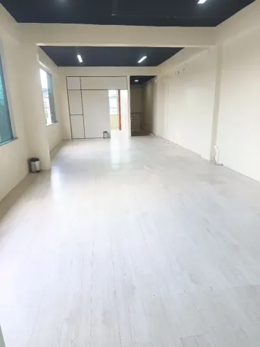 //Alugo Prédio Comercial no CJ Santos Dumont