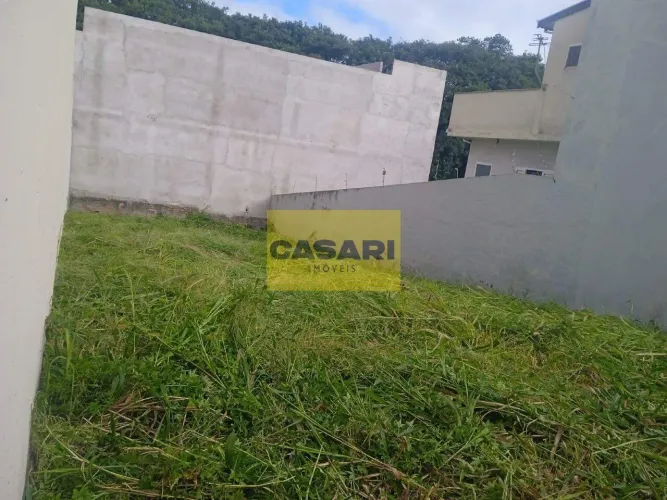 Oportunidade Única na Chácara Junqueira 300 m² Prontos para Construir!
