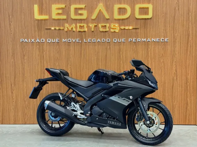 YAMAHA R15 ABS