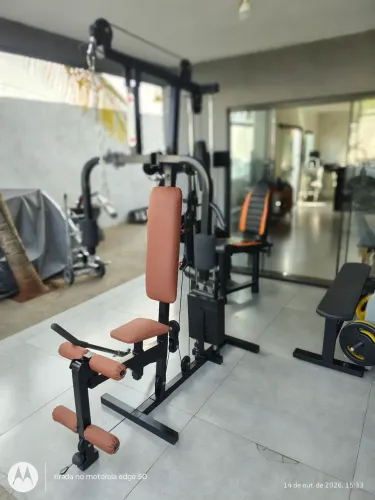 Estação de musculacao