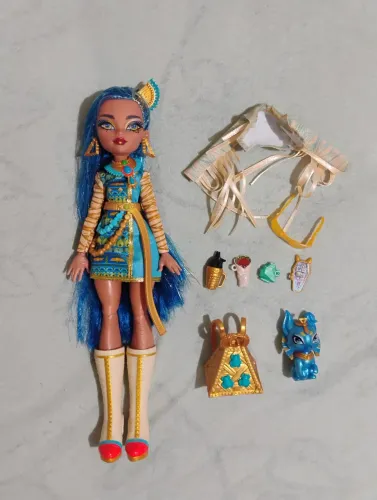 Monster high Cleo básica g3