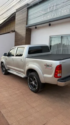Toyota Hilux CD SRV D4-d 4X4 3.0 TDI Diesel AUT 2010