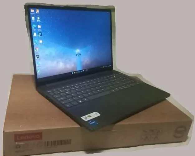 Notebook Lenovo IdeaPad Slim 3 i5 13ª Geração SSD 512GB + Controle Xbox