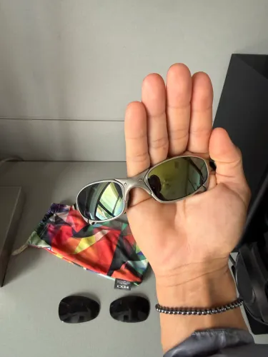 Oakley Juliet