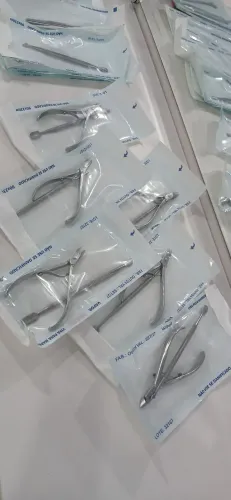 Vendo alicates manicure