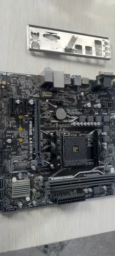 Placa Mãe AMD ASUS A320M-K Soquete AM4
