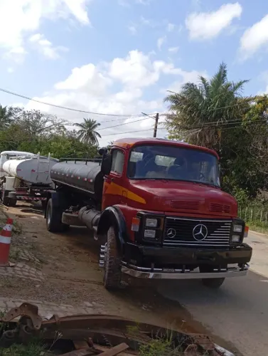 Vendo caminhão pipa