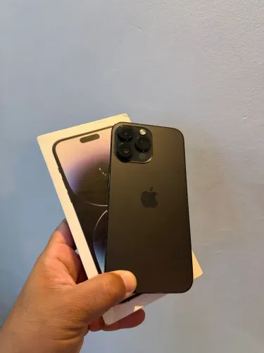 iPhone 14 Pro Max 256gb bateria 83%