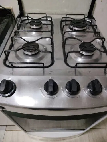 VENDO ESSE FOGÃO 4 BOCAS MARCA CONSUL ESTADO DE NOVO AUTOMÁTICO PARCELO NO CARTÃO