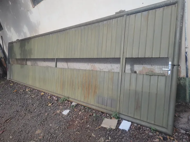 PORTÃO INDUSTRIAL PESADO (7m x 1.90m) - ESTRUTURA DE 3 POLEGADAS