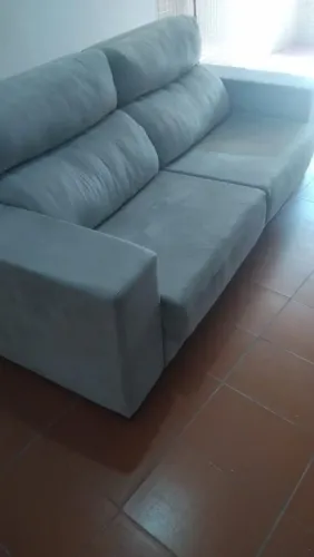 SOFÁ TRÊS LUGARES