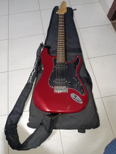 Guitarra Giannini standard series