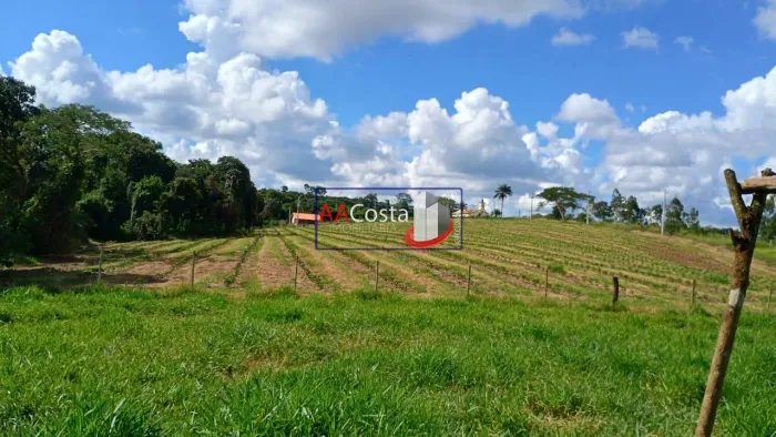 Sítio para venda - ZONA RURAL em IBIRACI - MG