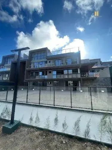 Casa no The Gardens com 3 dormitórios à venda, 200 m² por R$ 3.600.000 - Antônio Diogo - F