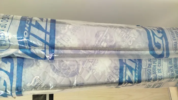 Vendo 2 colchões espuma solteiro