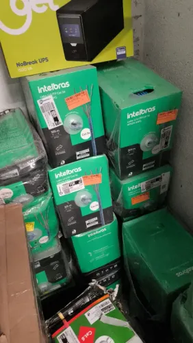 Cabo cat5e Intelbras 100% cobre caixa fechada
