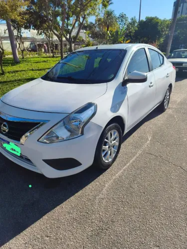Nissan Versa V-drive Plus 1.6 16V Flex AUT 2021