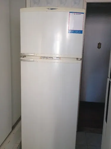 Geladeira Funcionando DOAÇÃO