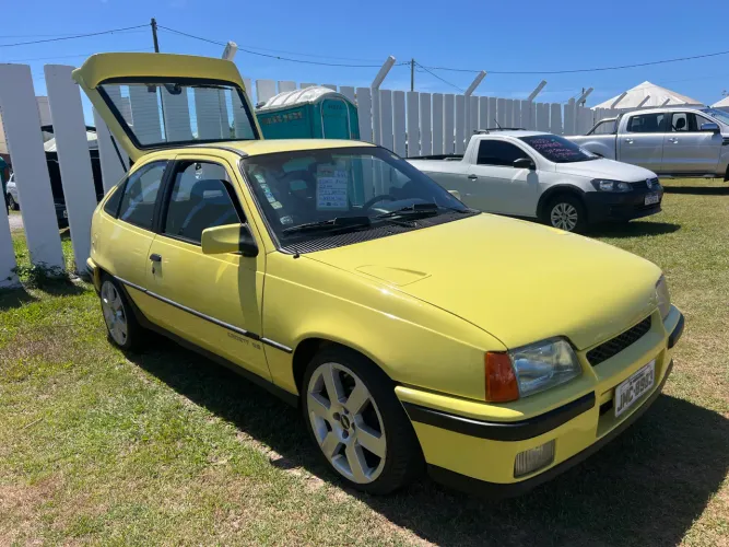 Chevrolet Kadett GLS 1.8 EFI / Sl/e 1.8 (álcool) 1989