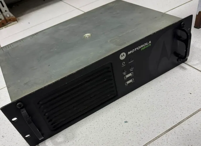 REPETIDORA MOTOROLA VHF DGR6175