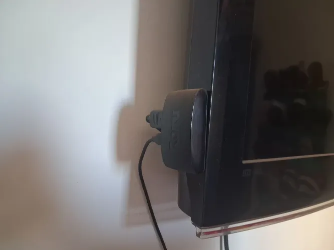 Vendo tv Samsung 32 polegadas LCD com aparelho Roku incluso