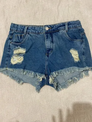 Shorts Jeans Feminino Destroyed com Barra Desfiada - Diversos Tamanhos | Retirada ou Envio